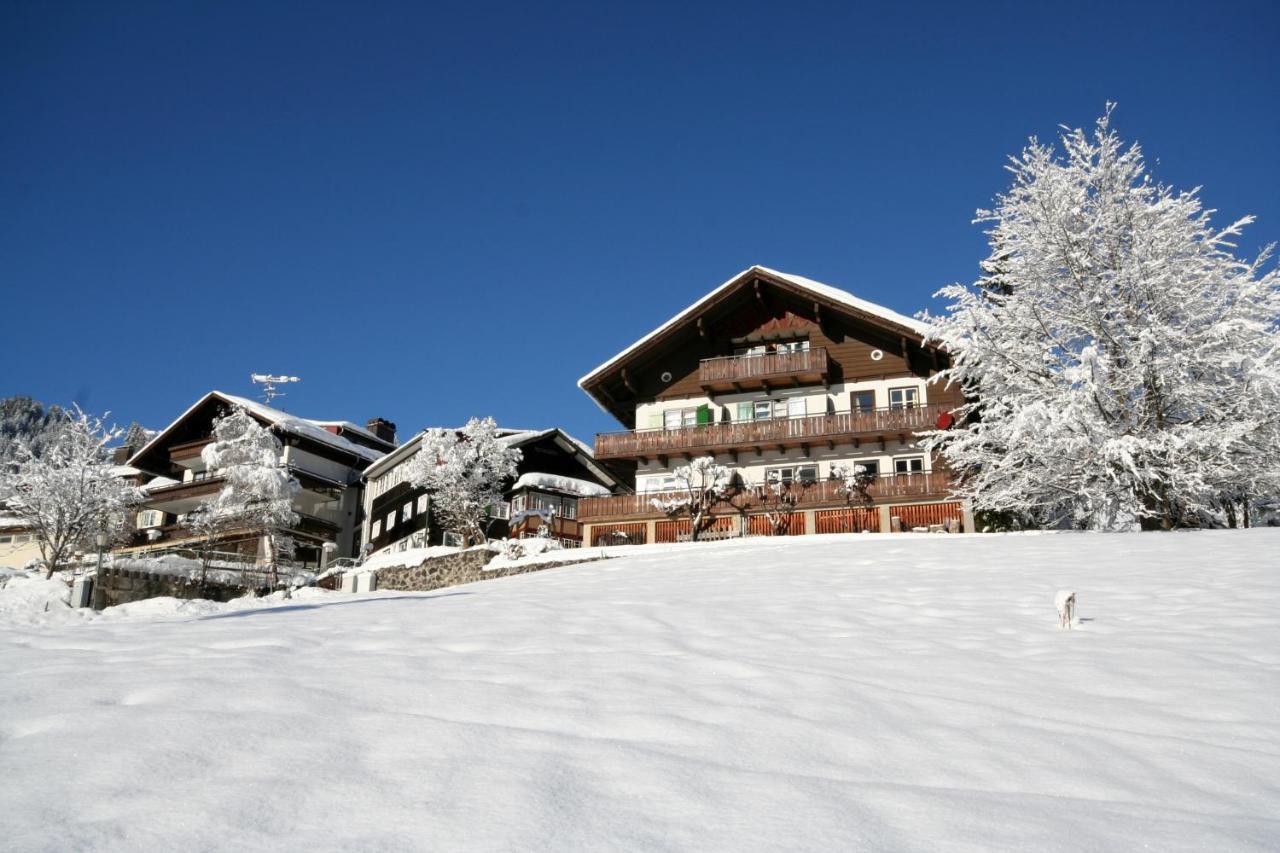 Hotel Adler Garni Hirschegg (Vorarlberg) Exterior foto
