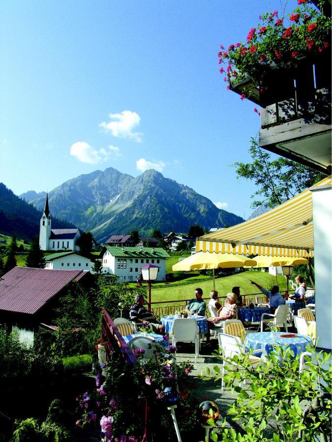 Hotel Adler Garni Hirschegg (Vorarlberg) Exterior foto