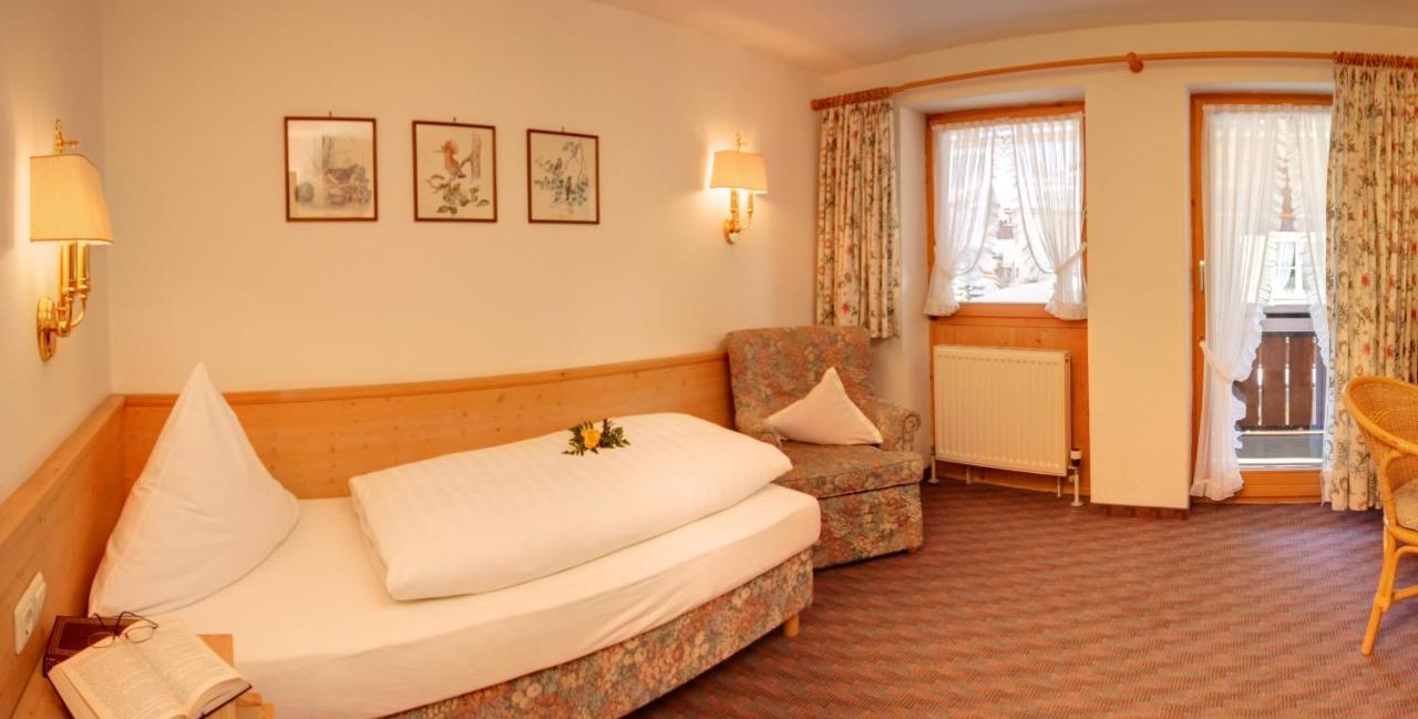 Hotel Adler Garni Hirschegg (Vorarlberg) Exterior foto